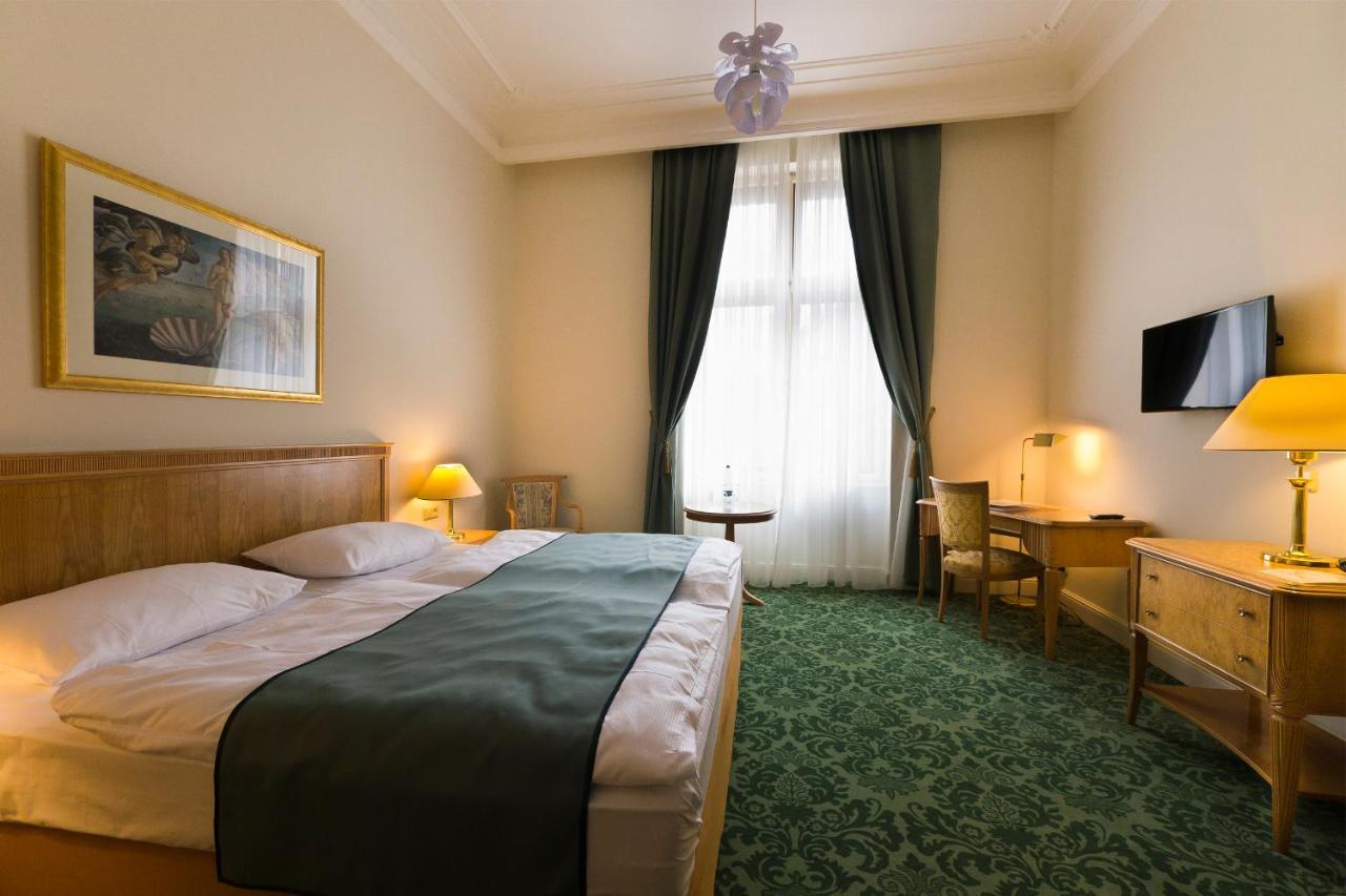 Grandhotel Ambassador Národní Dům Karlovy Vary Esterno foto
