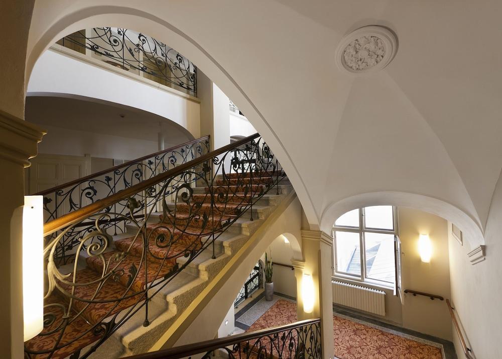 Grandhotel Ambassador Národní Dům Karlovy Vary Esterno foto